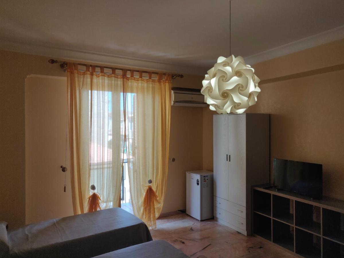 سانتو ستيفانو دي كاماسترا Bed & Breakfast Casa Vittoria المظهر الخارجي الصورة